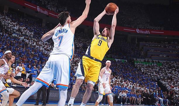 步行者替补控卫：我们出现了大量的失误，我们在第三节加快了速度