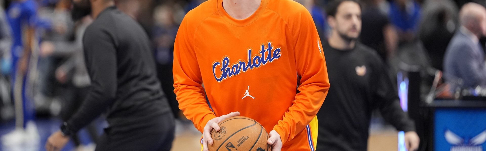 开云体育官网-克尼佩尔：防守哈登很有趣 他进联盟时我才3岁&amp;那很疯狂