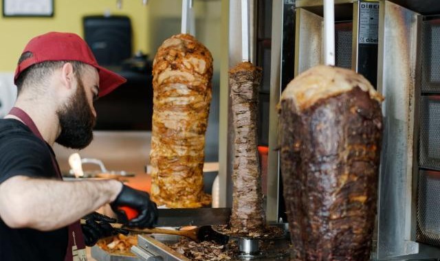 开云官网-【德国手记】工业城的烤肉和“穆里尼奥”